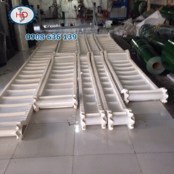 Băng tải tai bèo 100mm